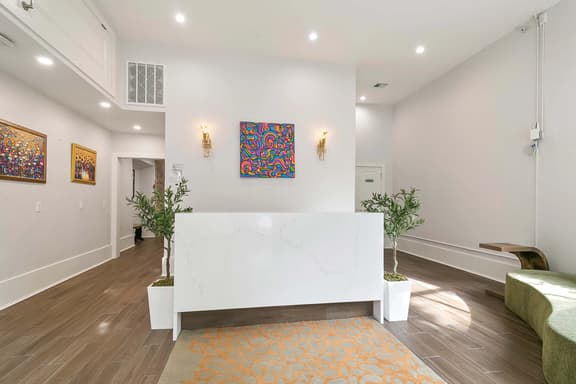 Luxury CBD Suite in Prime New Orleans Location
